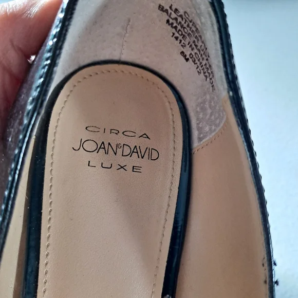 Circa Joan & David Luxe Black Leather Classic Platform Pumps - Picture 6 of 8